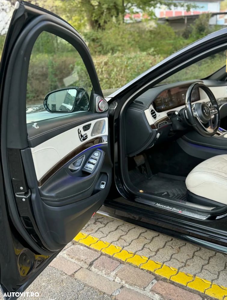 Mercedes-Benz S - 12