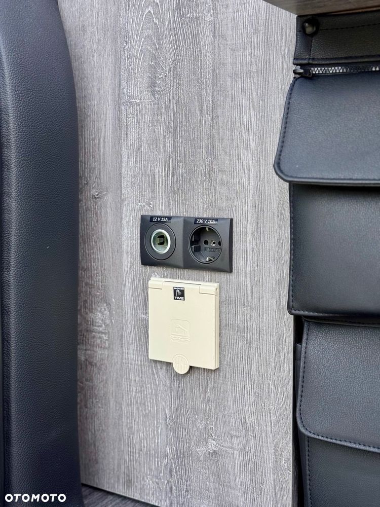 Volkswagen Transporter - 27