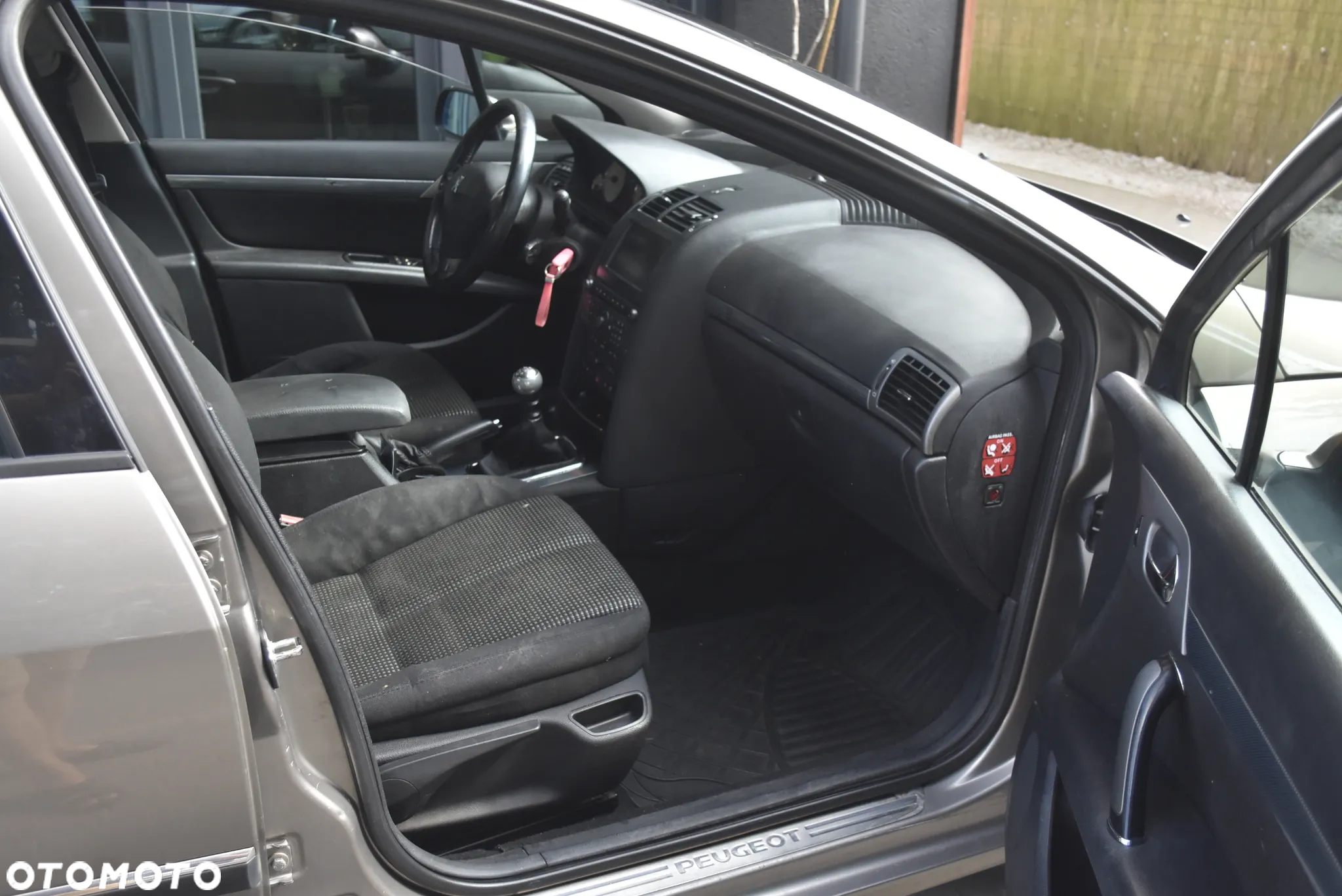 Peugeot 407 HDi 135 Premium - 9