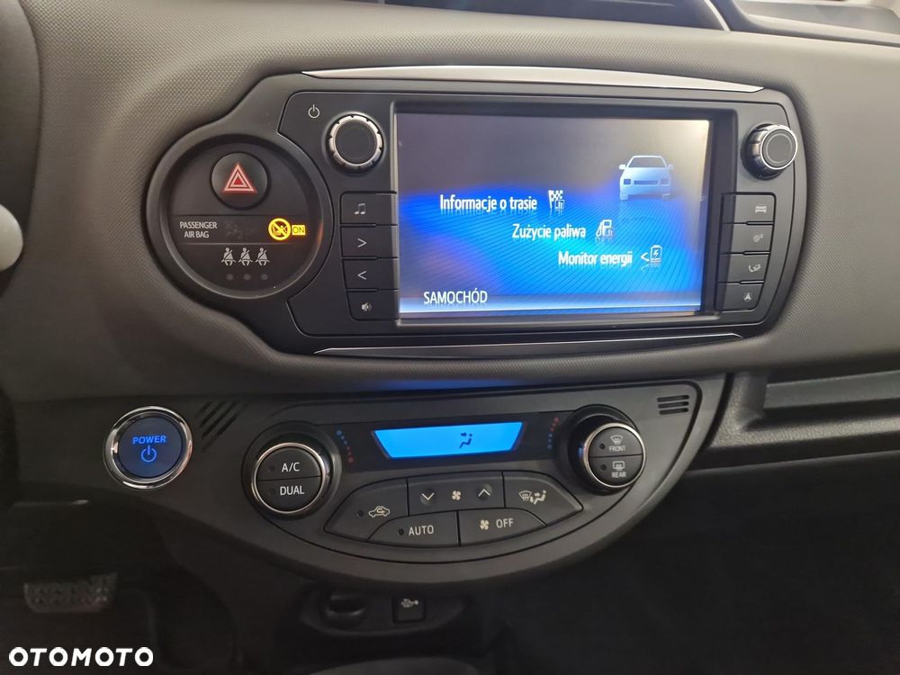 Toyota Yaris - 16
