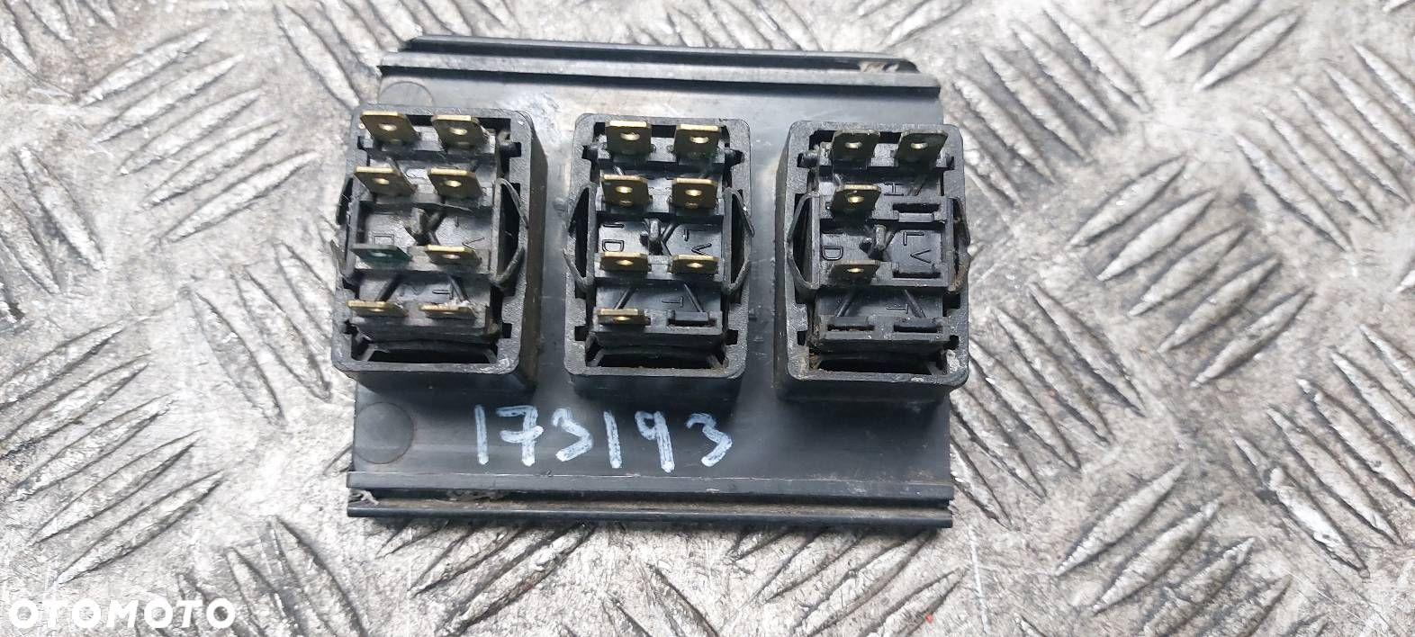 PANEL PRZEŁĄCZNIKÓW FSC ŻUK - 2