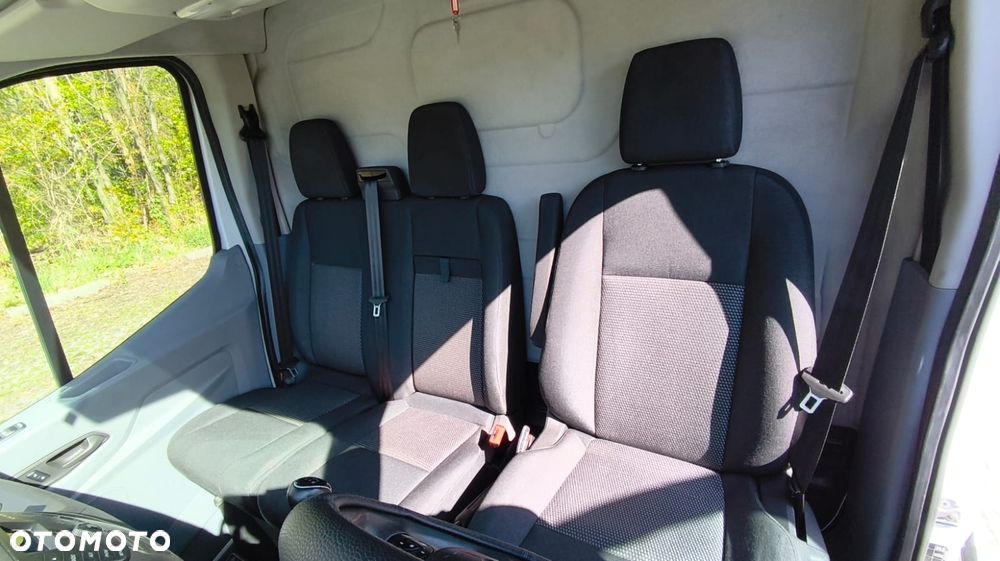 Ford Transit - 10