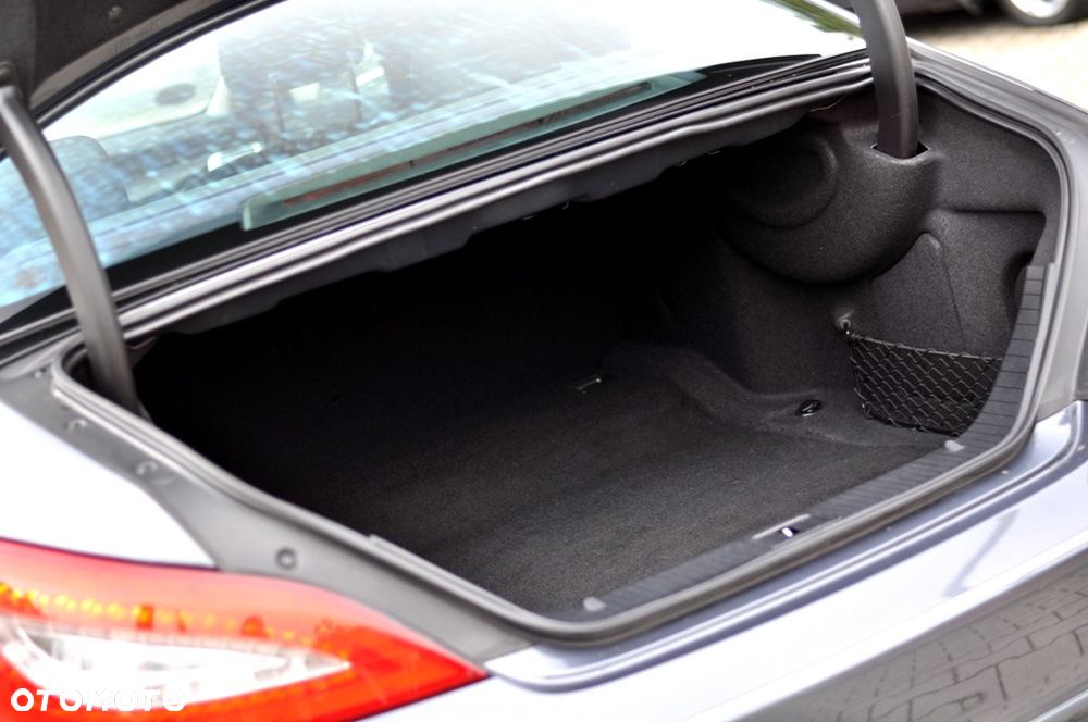 Mercedes-Benz CLS 350 CDI DPF 4Matic BlueEFFICIENCY 7G-TRONIC - 26