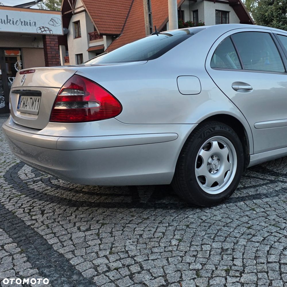 Mercedes-Benz Klasa E - 11