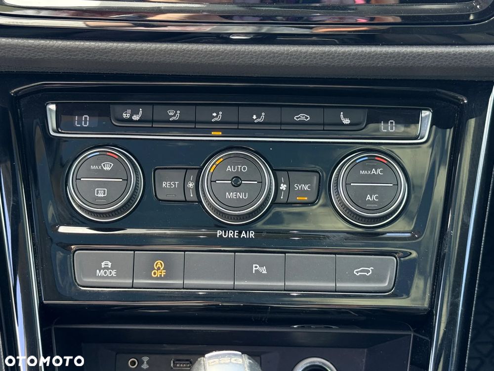 Volkswagen Touran 2.0 TDI BMT Highline DSG - 34