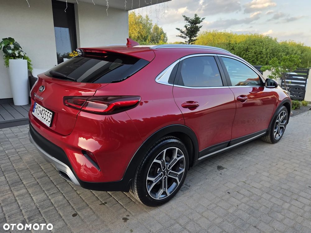 Kia XCeed 1.6 T-GDI L Business Line DCT - 4