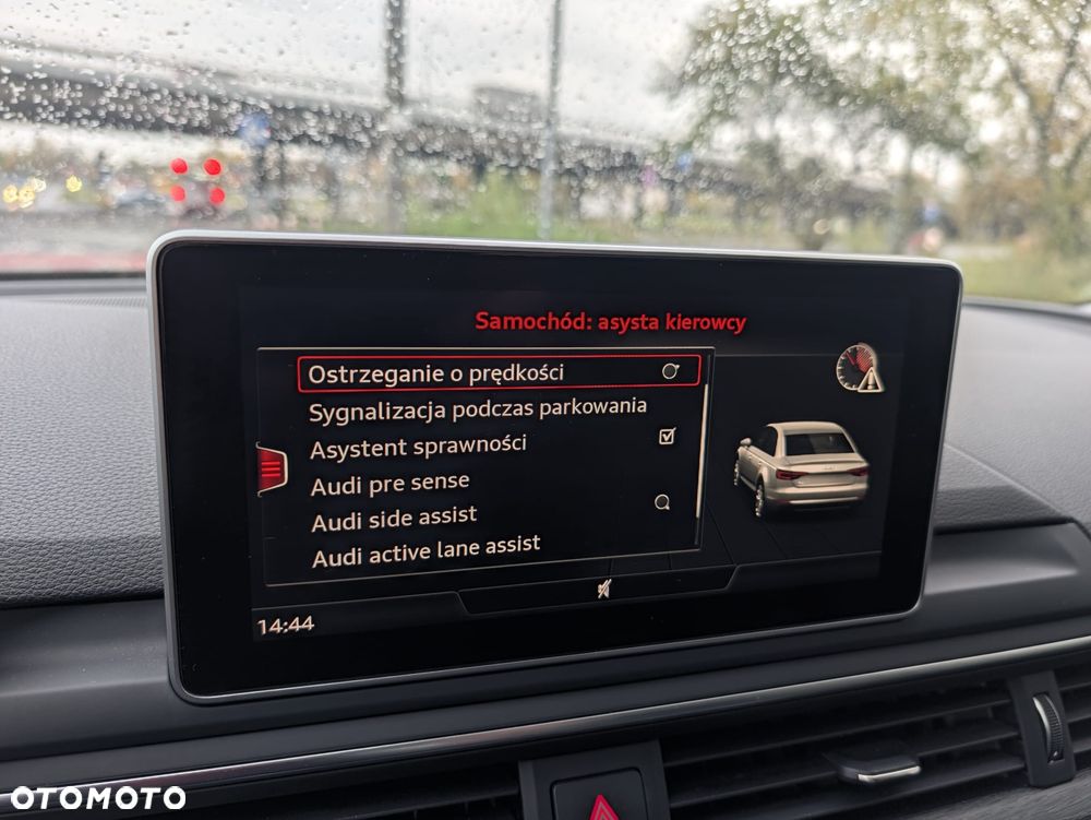 Audi A4 Limousine - 26