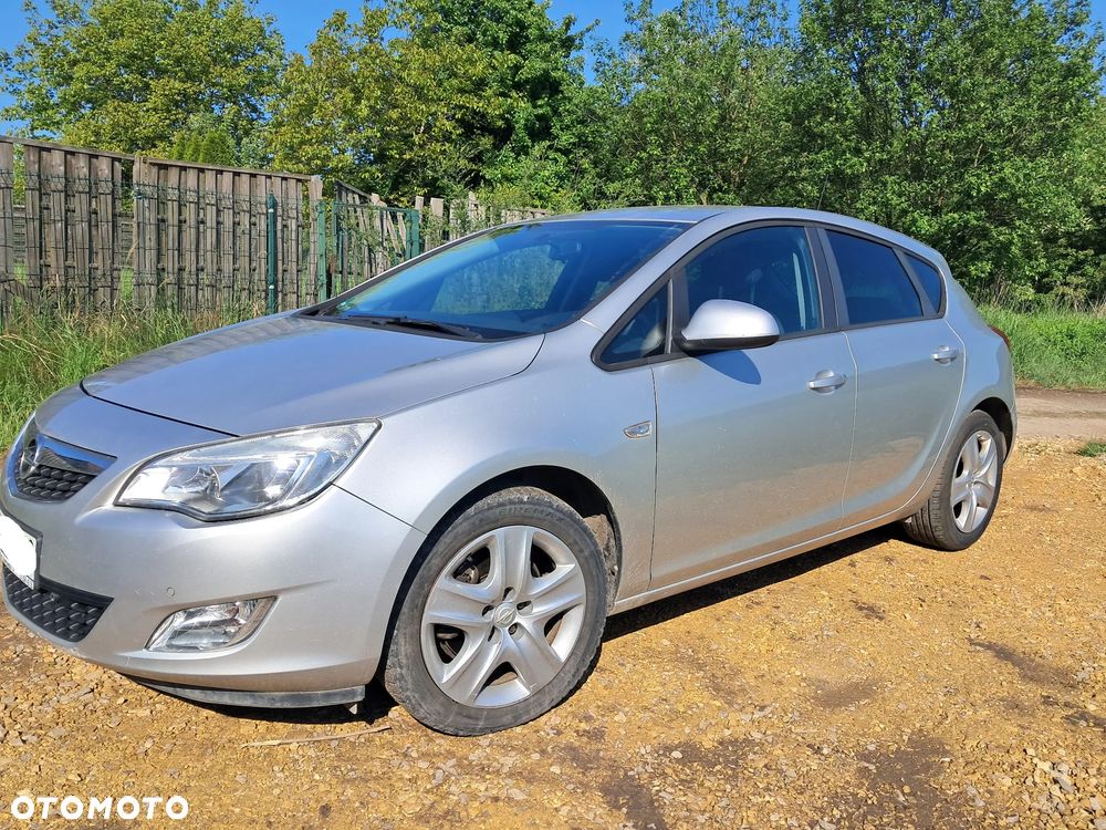 Opel Astra 2.0 CDTI DPF Automatik Cosmo - 3