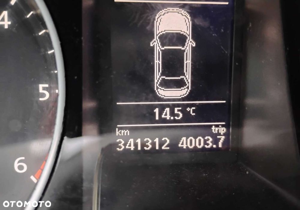 Volkswagen Passat - 14