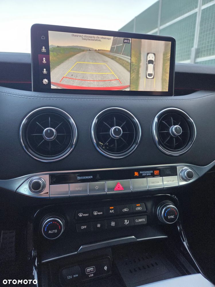 Kia Stinger 3.3 T-GDI V6 GT AWD - 22
