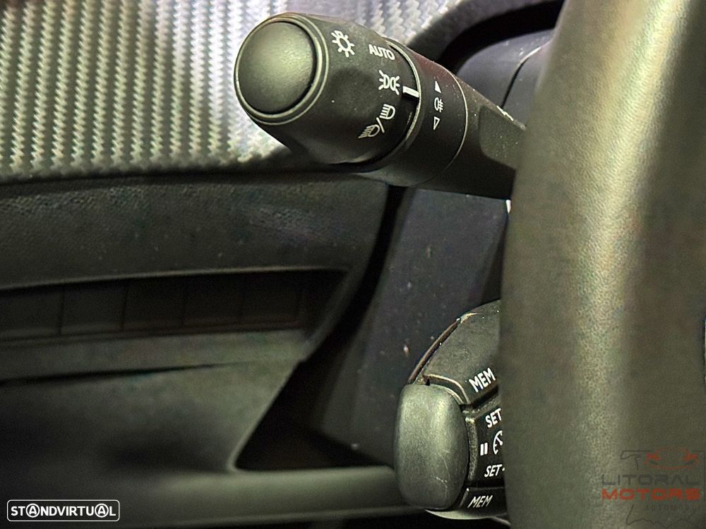 Peugeot 2008 1.2 PureTech SE Style - 23