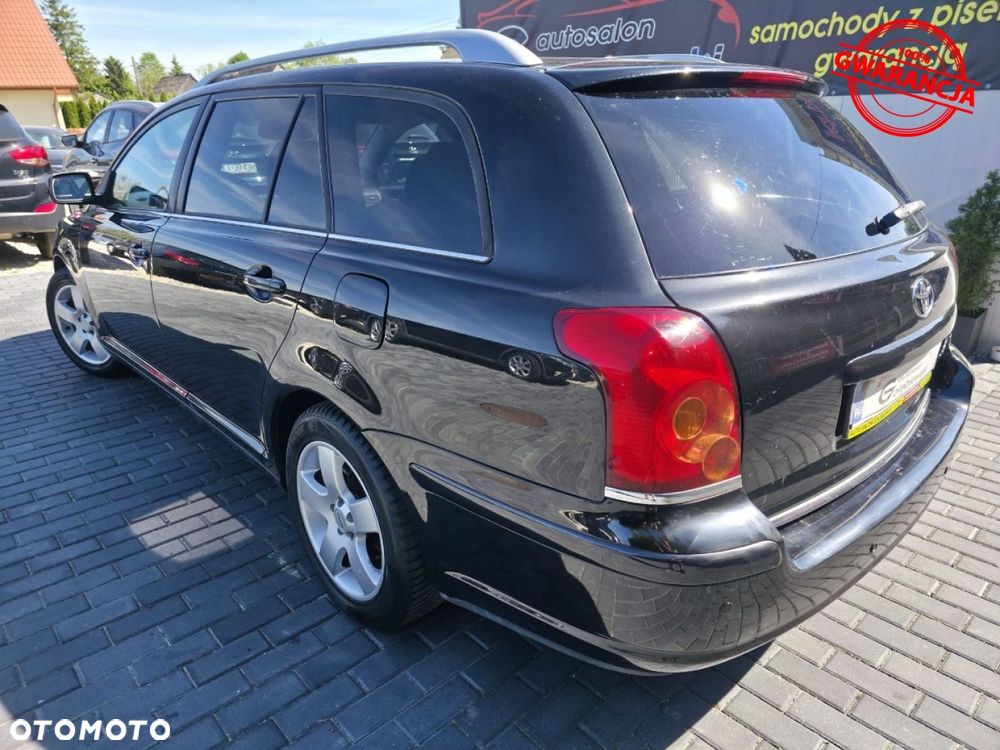Toyota Avensis - 6