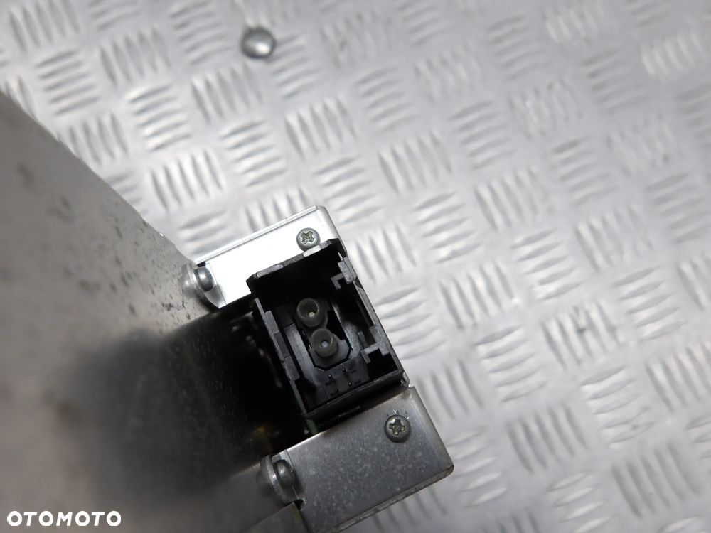 BMW E60 LIFT 07-10 ZMIENIARKA PŁYT CD 9131850 - 3