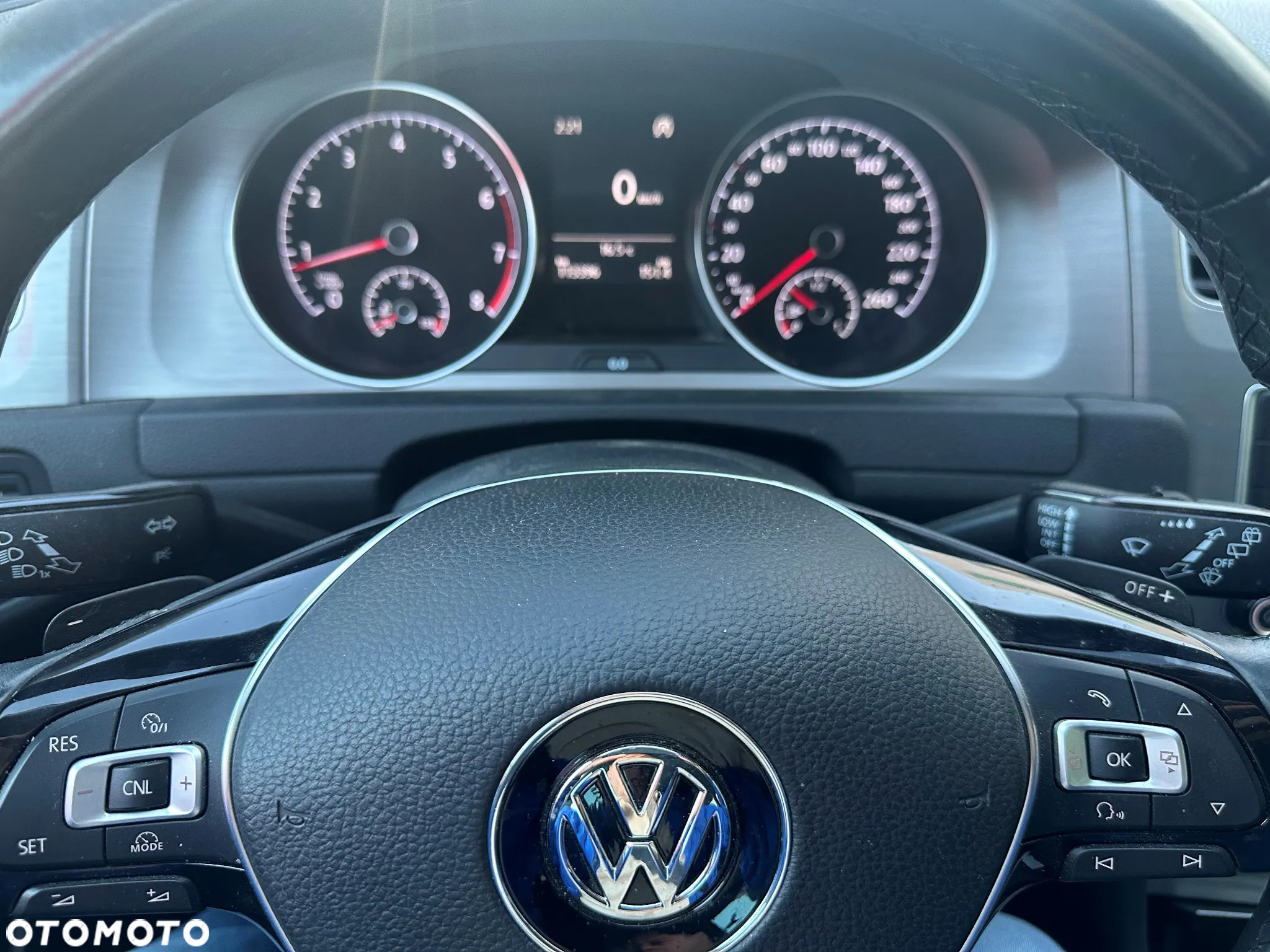 Volkswagen Golf 1.4 TSI BlueMotion Technology DSG Comfortline - 30