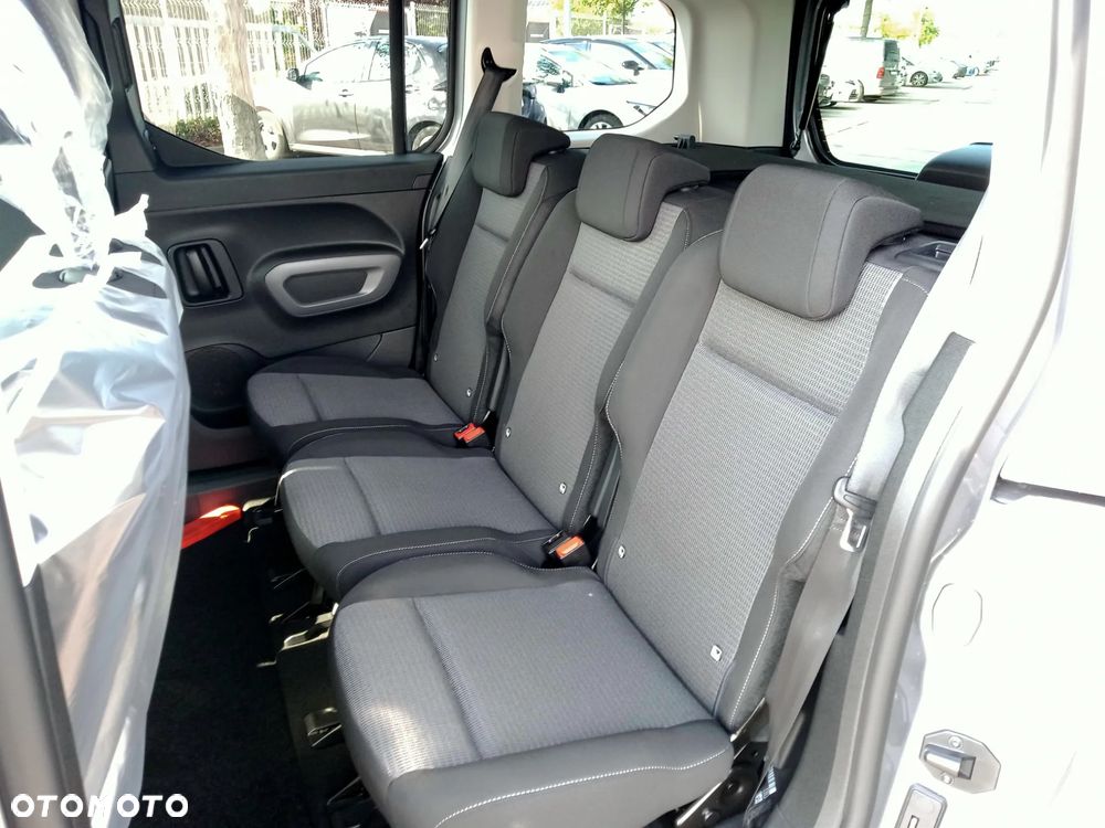 Toyota Proace City Verso 1.5 D-4D Family - 11