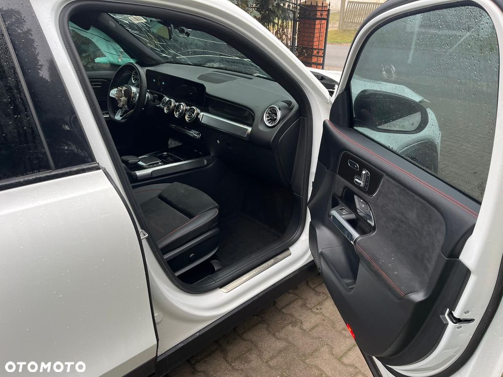 Mercedes-Benz GLB 250 8G-DCT AMG Line - 16