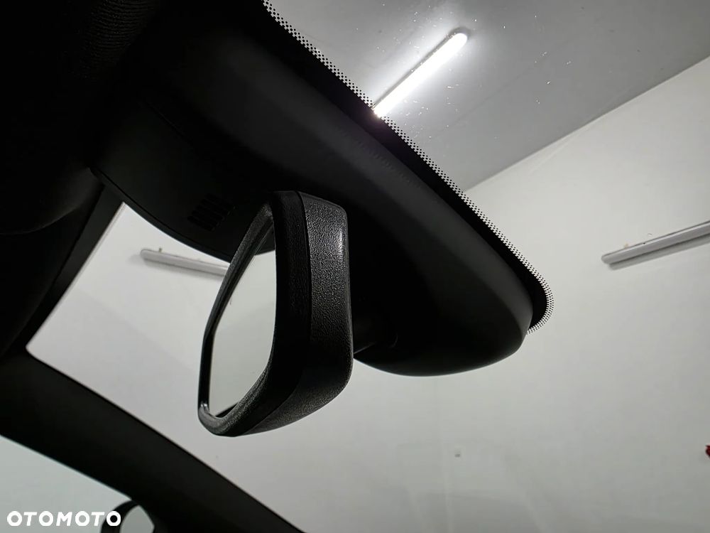 Opel Insignia 2.0 BiTurbo 4x4 Exclusive - 27