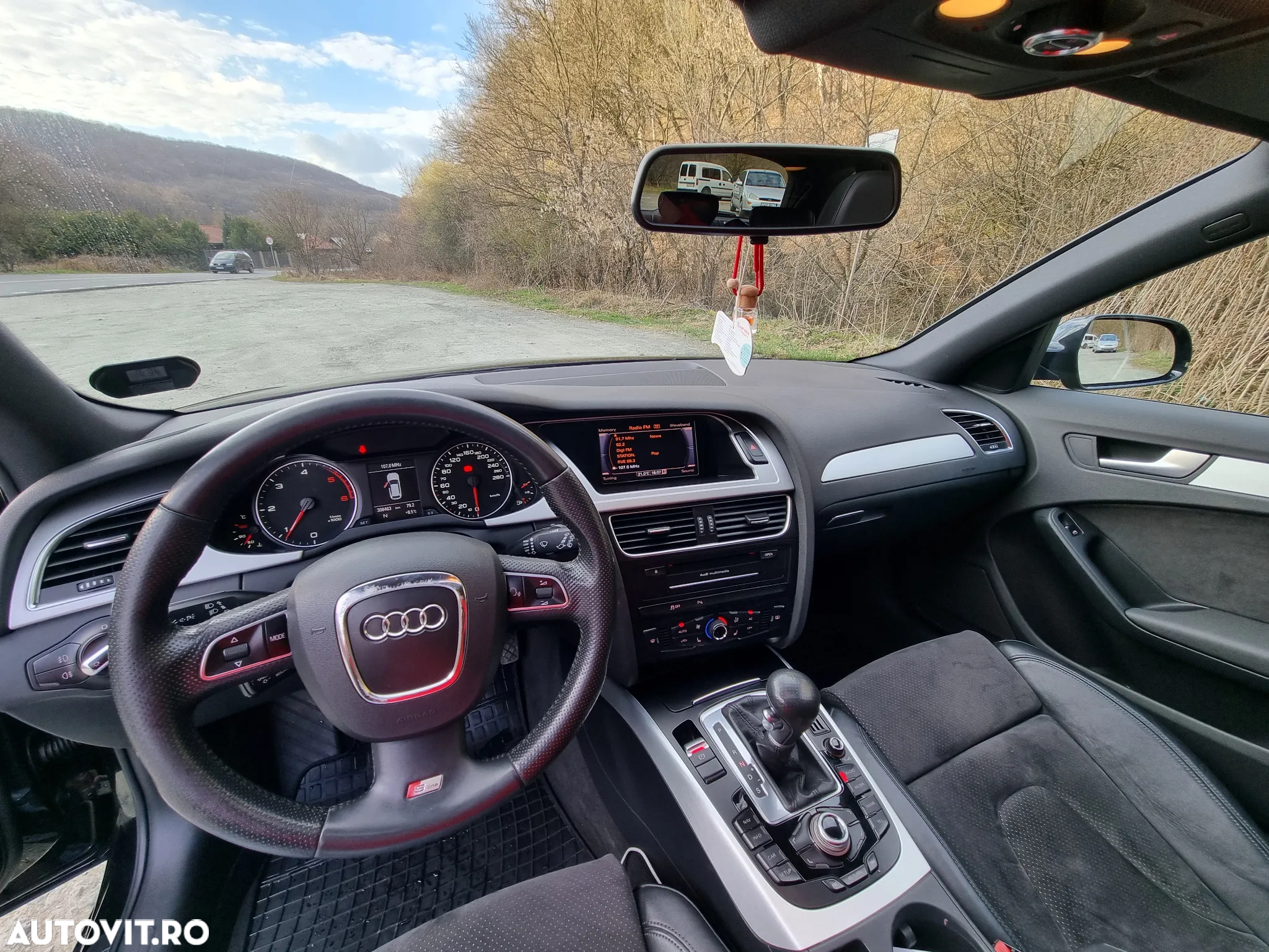 Audi A4 Avant 2.0 TDI Multitronic - 4