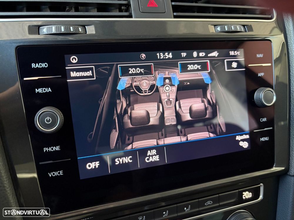 VW Golf Variant 1.6 TDi Confortline - 41