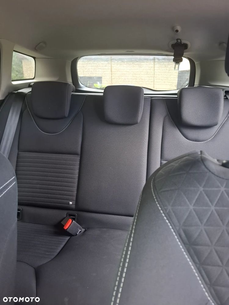 Renault Clio 0.9 TCe Limited - 12