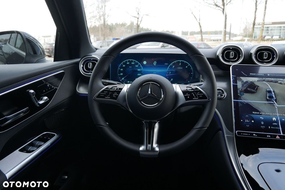 Mercedes-Benz GLC - 14