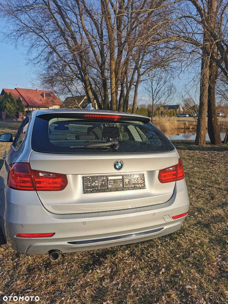 BMW Seria 3 320d xDrive - 19