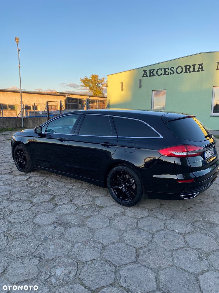 Ford Mondeo 2.0 TDCi Titanium PowerShift - 11