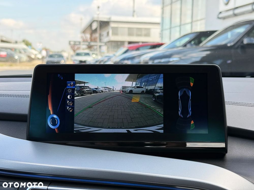 BMW i8 Standard - 35