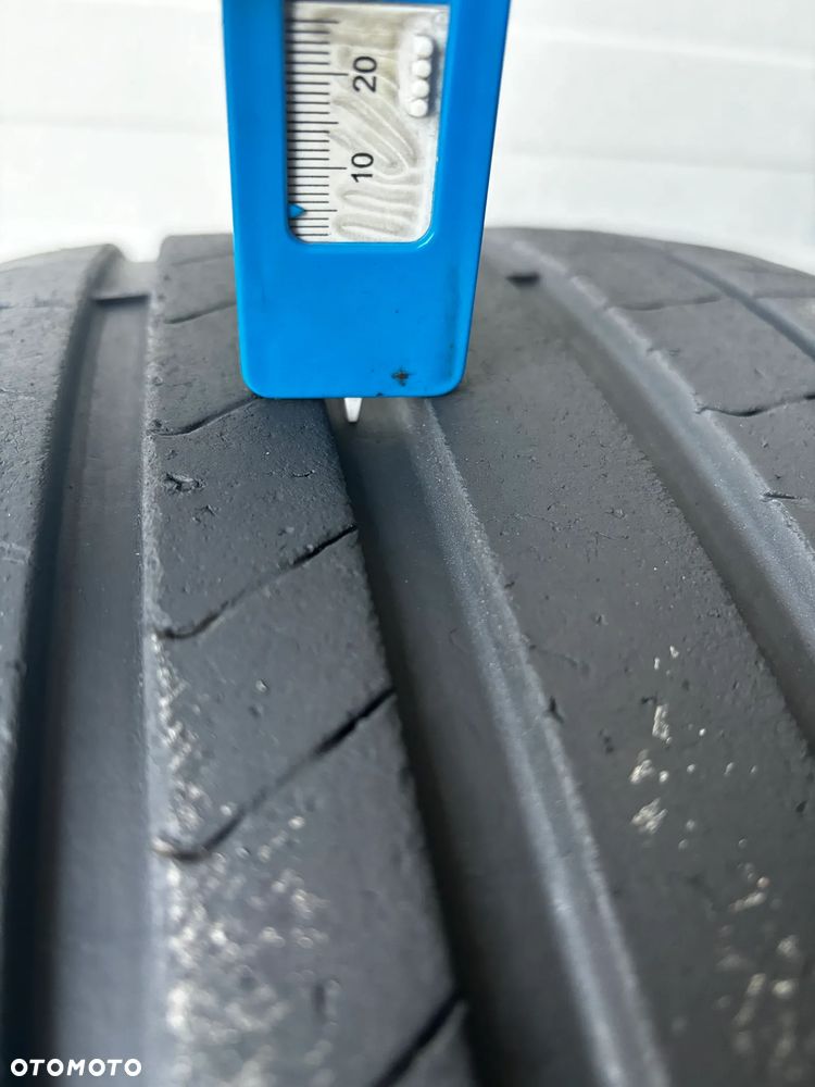 Opony letnie Pirelli P-Zero PZ4 - 245/35R20 - 2