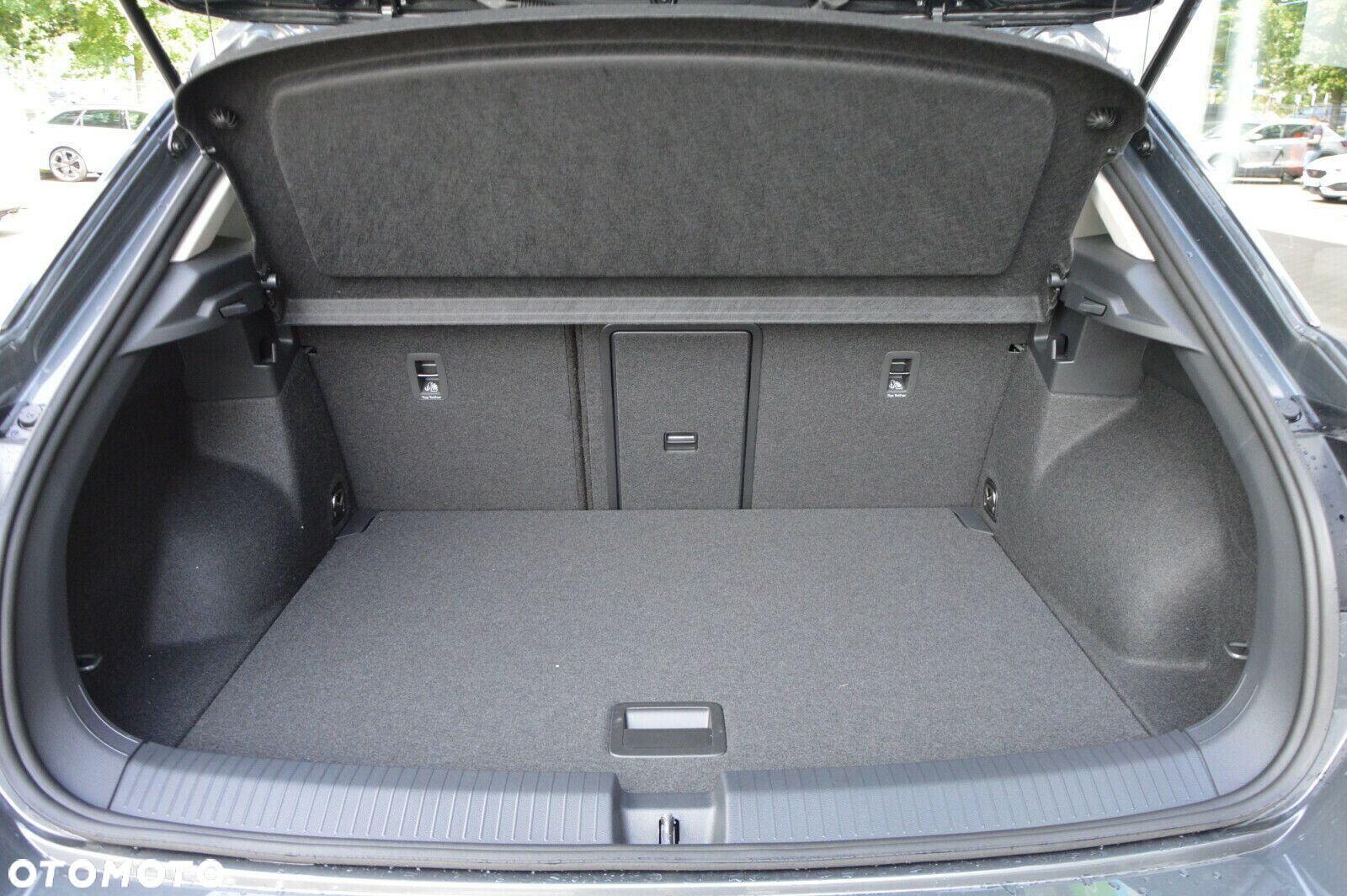 Volkswagen T-Roc - 21