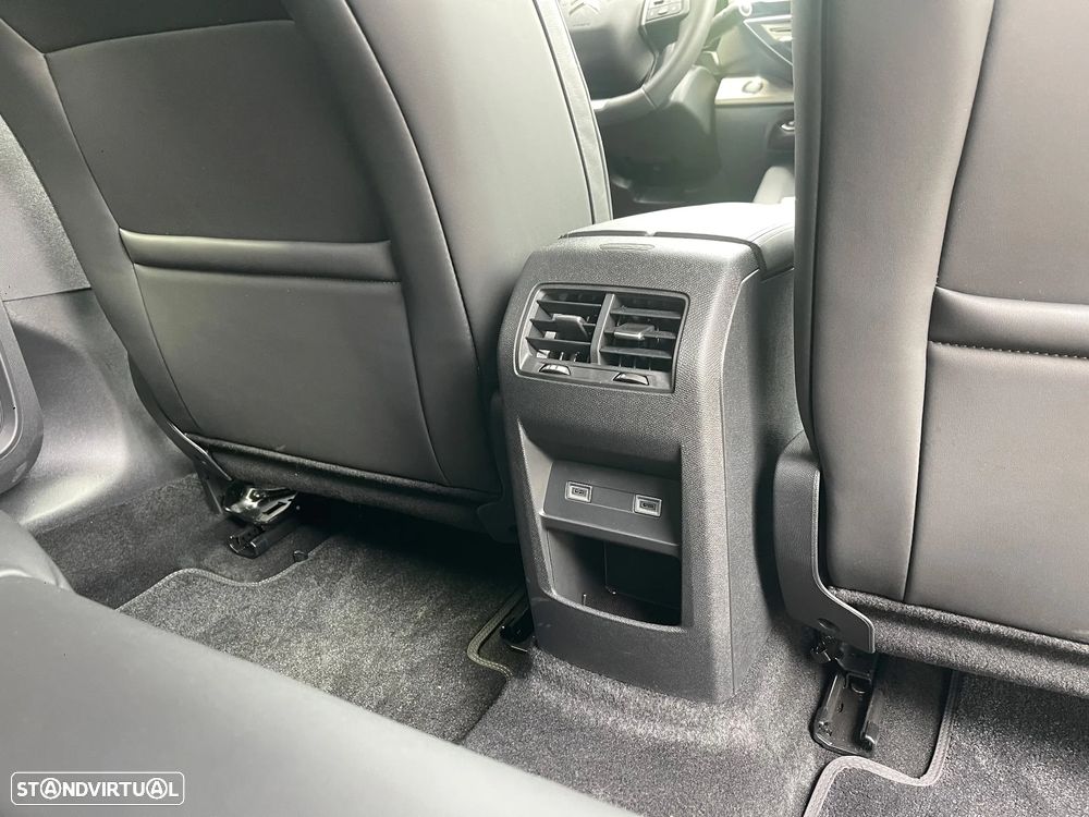 Citroën C5 X 1.2 Hybrid You e-DSC6 - 4