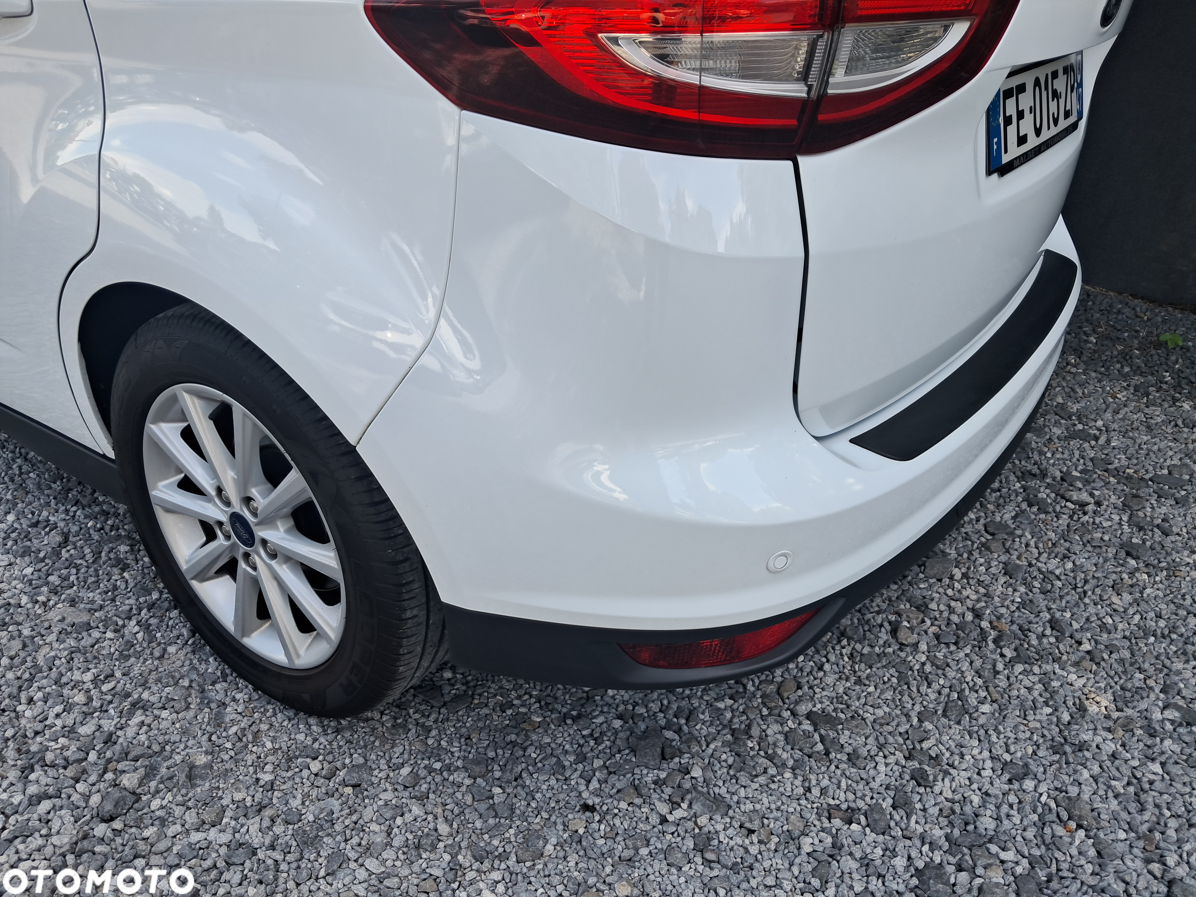 Ford C-MAX 1.5 TDCi Start-Stop-System Titanium - 32