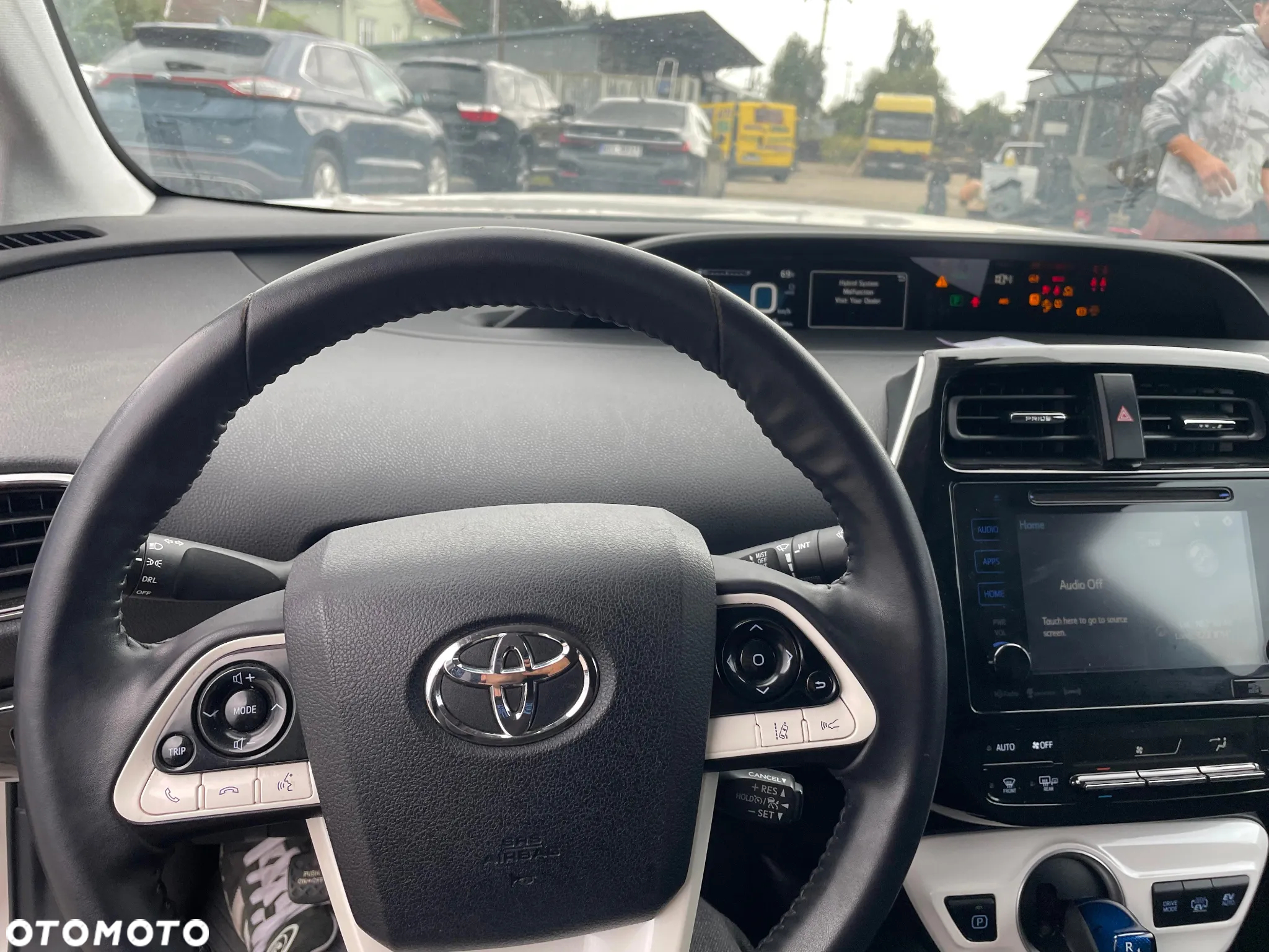 Toyota Prius Plug-in 1.8 Hybrid Executive - 19
