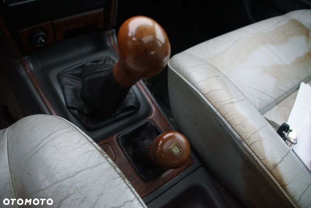 Auto na części - Kia Sportage I 2.0 DOHC 128 KM 4x4 1997R Silnik Skrzynia Drzwi Maska Klapa Drzwi Błotnik Zderzak Szyba Lusterko Klamka Lampa Deska Kokpit Sterownik Moduł Czujnik Licznik Panel - 14