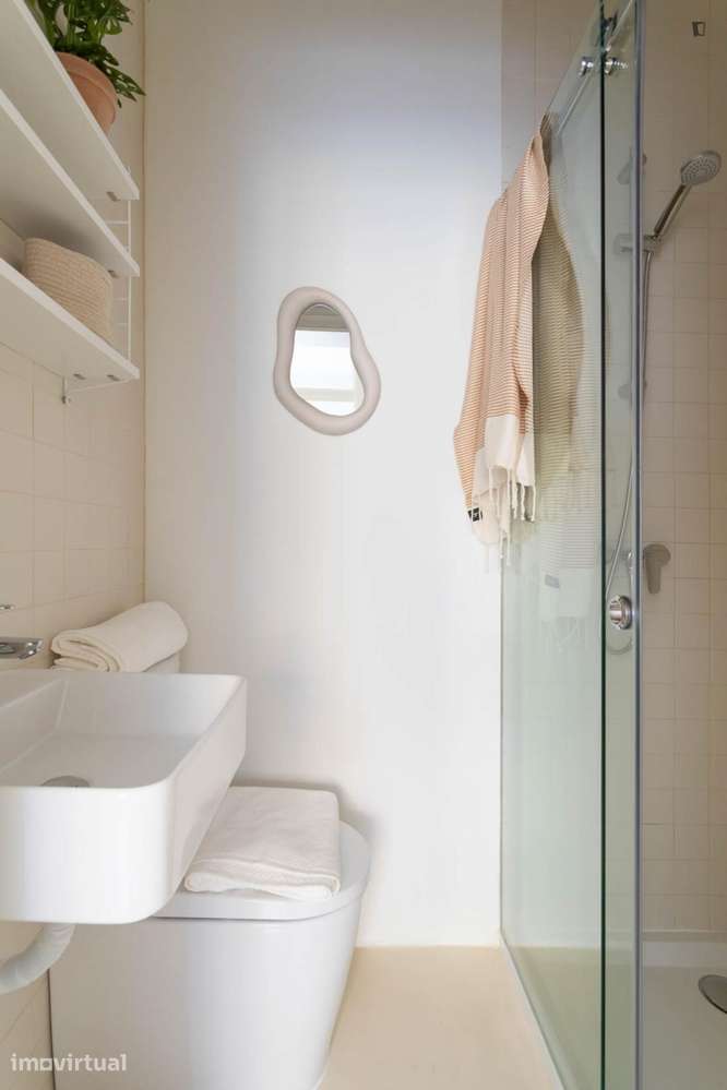 Quarto - localizado em Graça Lisbon - Grande imagem: 2/34