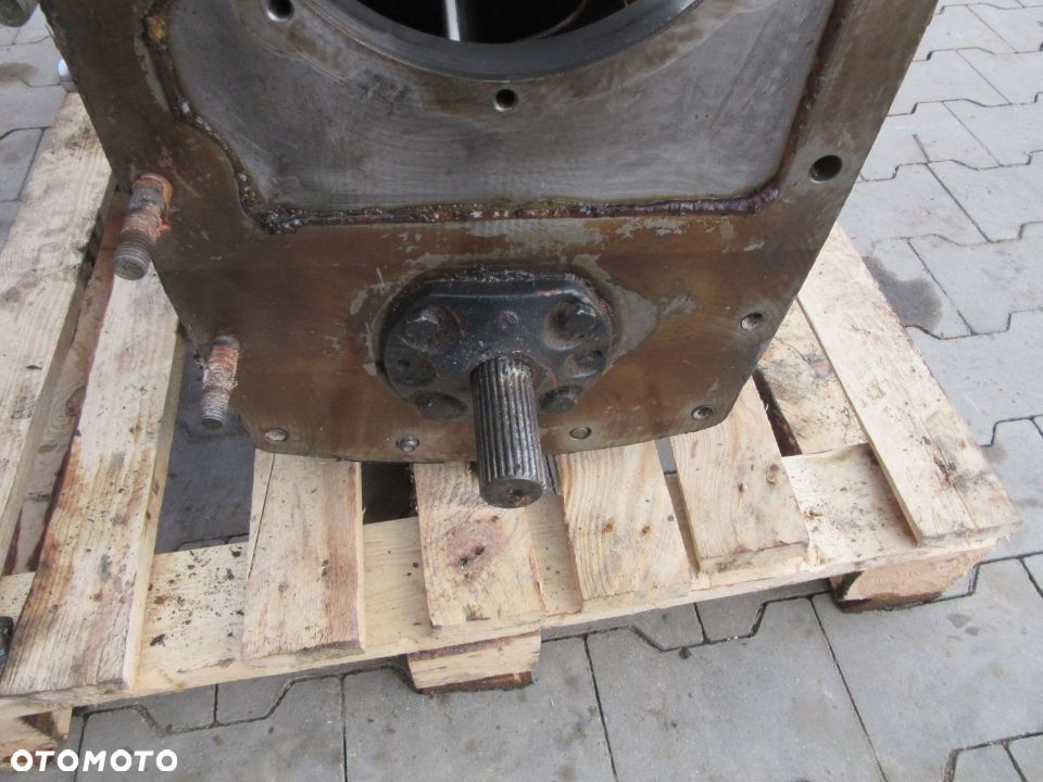 Skrzynia biegów kosz tryb wałek zębatka biegów sprzęgła Case CVT CVX 120 130 140 150 160 170 175 195 - 3