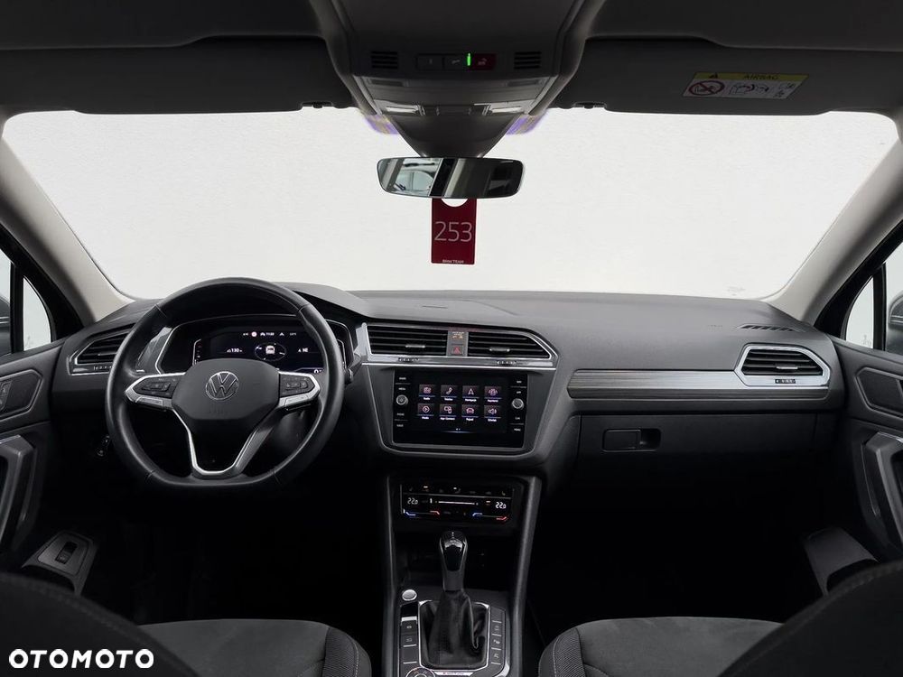 Volkswagen Tiguan Allspace 2.0 TDI 4Mot Elegance DSG - 25