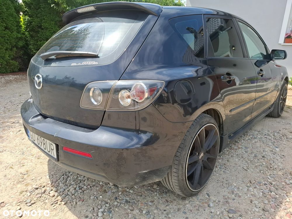 Mazda 3 2.0 Active + - 17