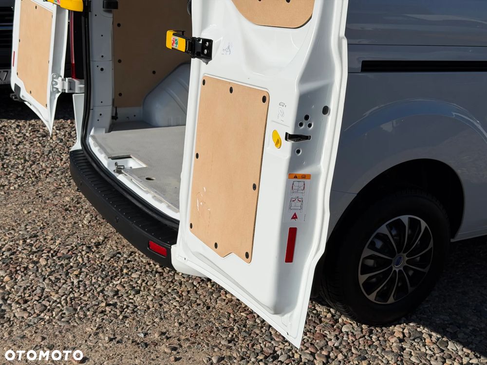 Ford TRANSIT CUSTOM VAN 300L MODEL L2H1 Long VAT-1 Cięż. 3 osobowy SILNIK 2.0 130KM Euro-6 DUŻA ŁADOWNOŚĆ 1086kg DMC 3000kg Homologacja na hak 2800kg ZABUDOWA PAKI! Niski przebieg TYLKO 93tys.km! - 16