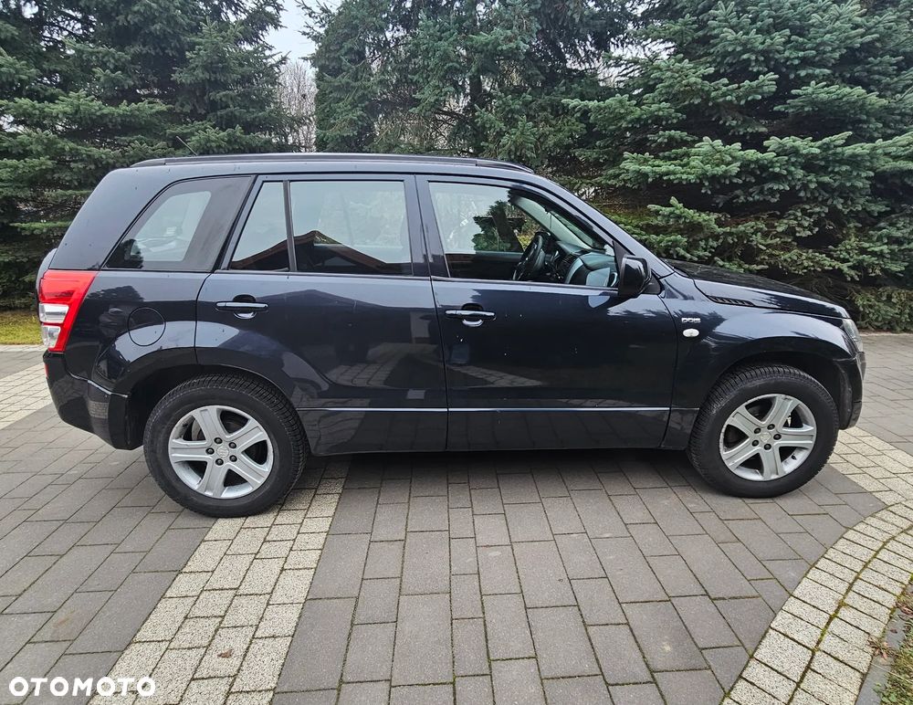 Suzuki Grand Vitara 1.9 DDiS Club DPF - 2
