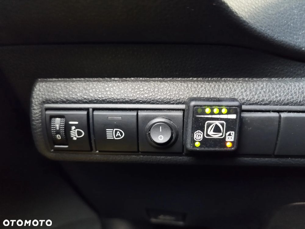 Toyota Corolla - 14