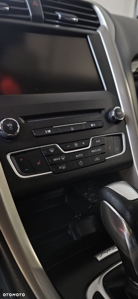 Ford Fusion - 11