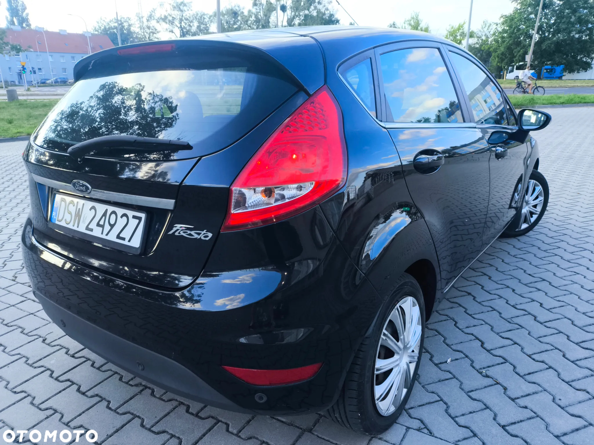Ford Fiesta 1.4 Titanium EU5 - 8
