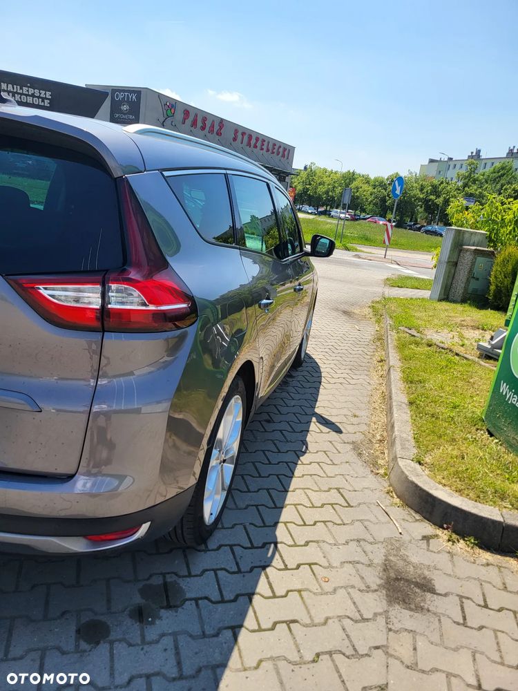 Renault Scenic - 7