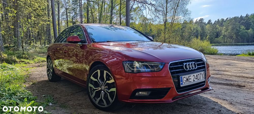 Audi A4 Limousine - 1