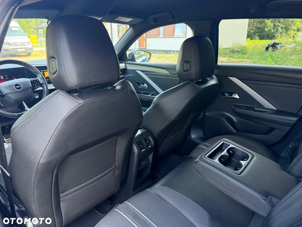 Opel Astra 1.2 T GS Line S&S - 25