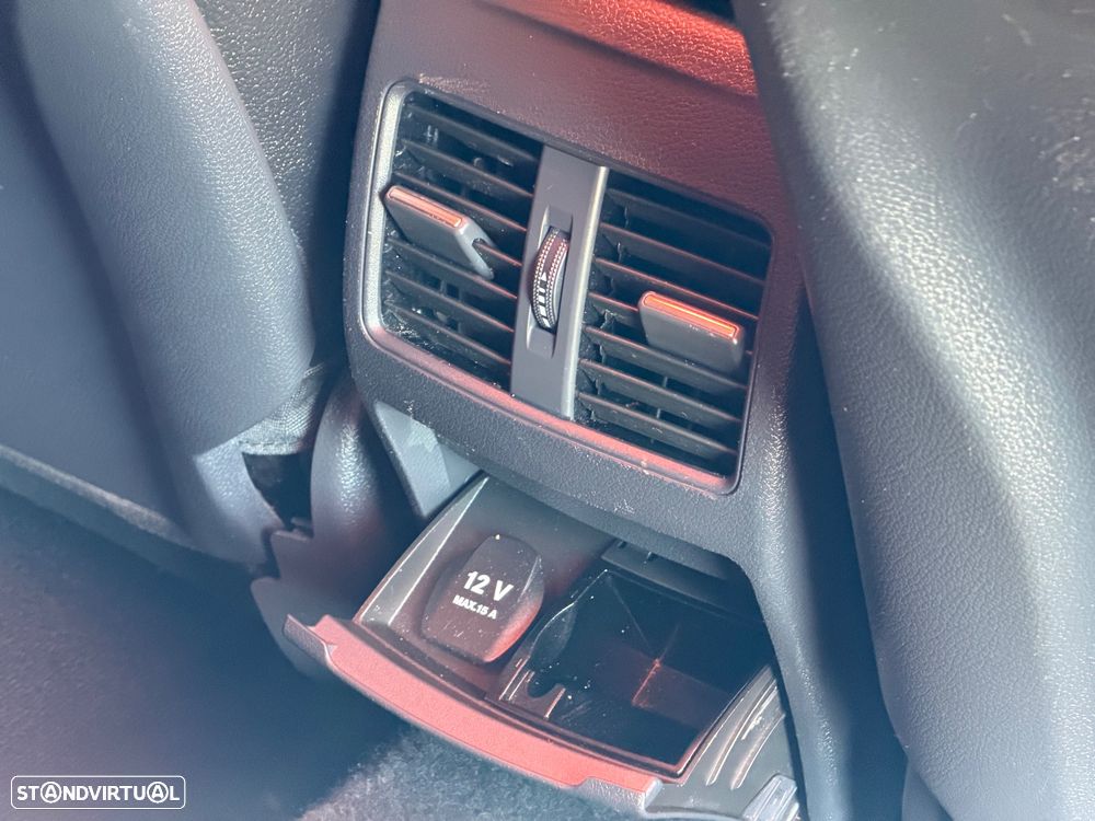 Mercedes-Benz A 180 d 7G-DCT AMG Line - 25