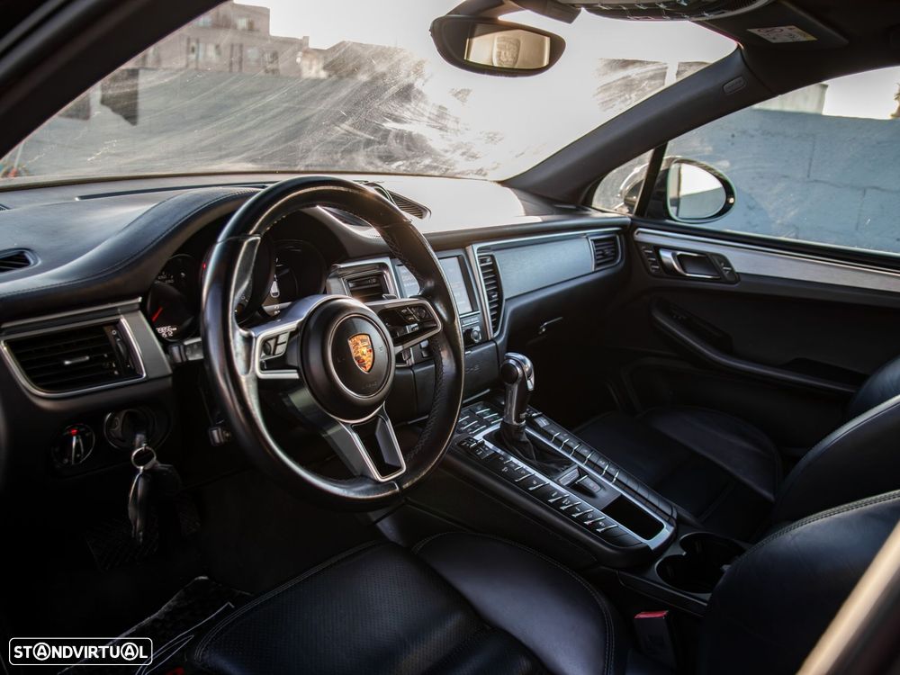 Porsche Macan S - 18