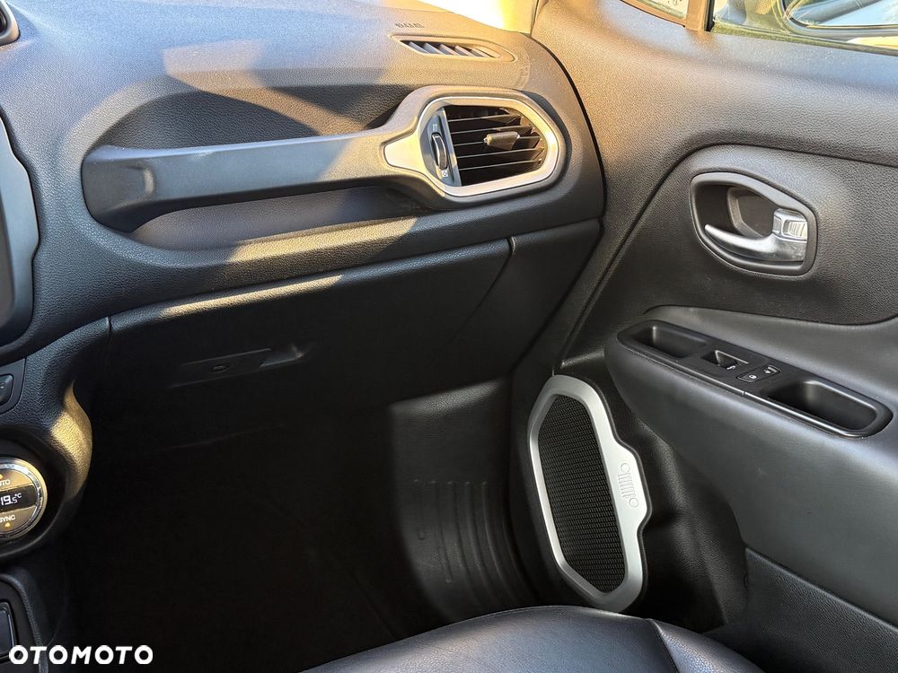 Jeep Renegade 1.4 MultiAir Limited - 20