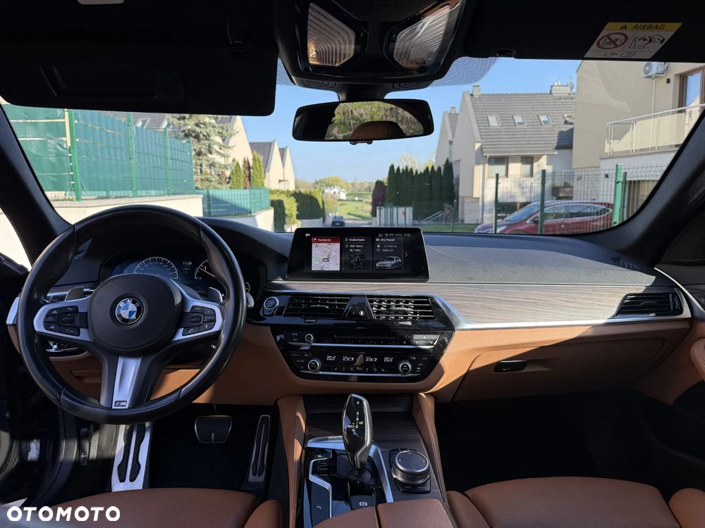 BMW Seria 5 520d xDrive M Sport sport - 13